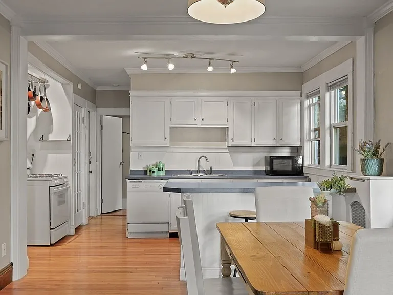 195 South St #4 — Photo 14