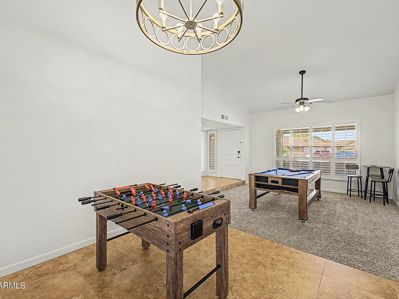 4 bed, 2.0 bath, 2422 sqft, $3,500 — Photo 3