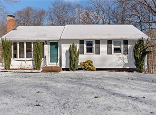 33 Gaye Ln, Wallingford, CT 06492
