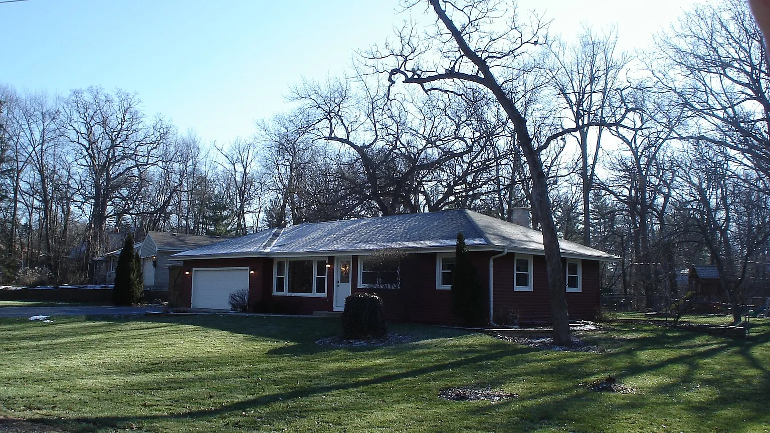 30W535 Mulberry Dr photo 1