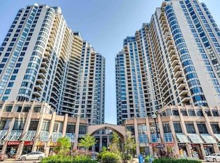 15 Northtown Way #816, Toronto, ON M2N7A2