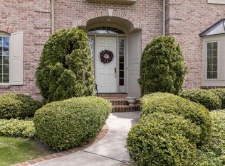 11404 N Justin DRIVE, Mequon, WI 53092