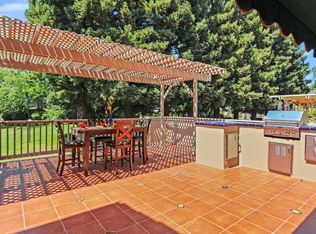 609 Commons Dr, Sacramento, CA