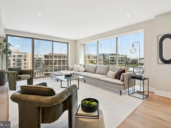 1425 Rhode Island Ave NW APT 71, Washington, DC 20005