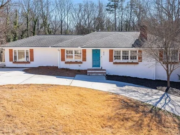 295 Oakland Dr, Gainesville, GA 30501
