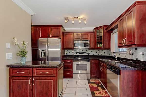 Home For Sale In Boulevard Heights