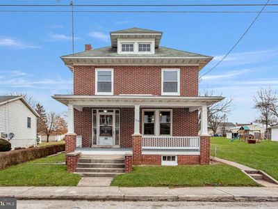 110 N Peters St, New Oxford, PA, 17350
