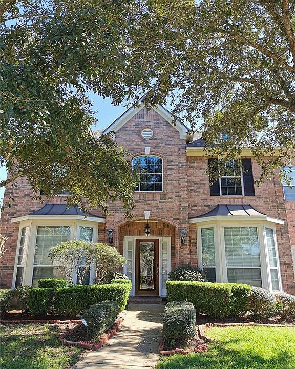 1st image of 3023 Newbrook Dr