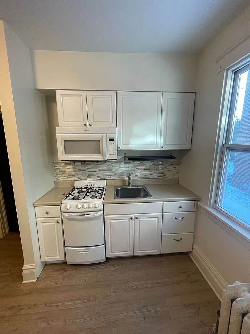 3630 E Plankinton Ave - 6 Unit — Photo 4