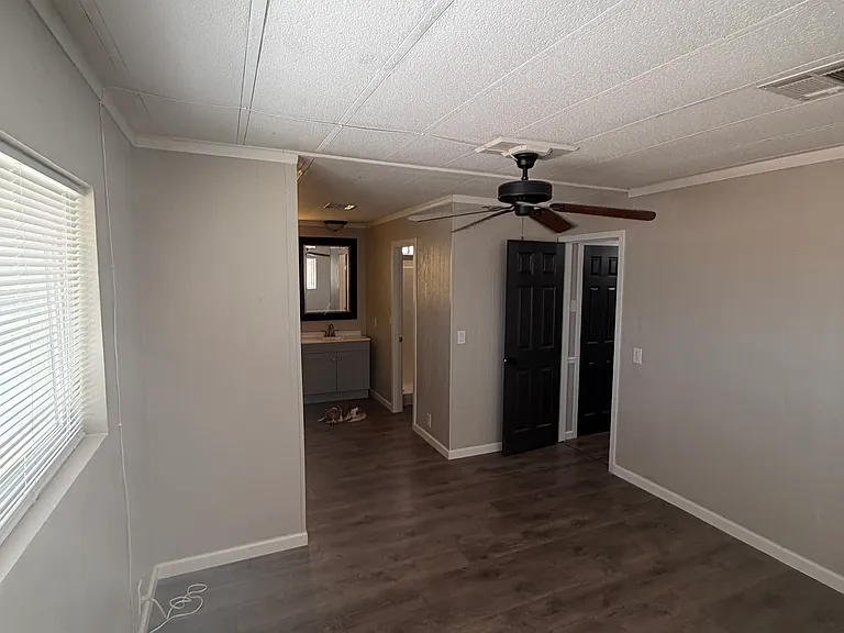 32785 Wesley St — Photo 10