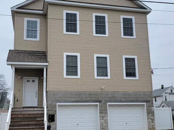 26 Noe St, Carteret, NJ 07008