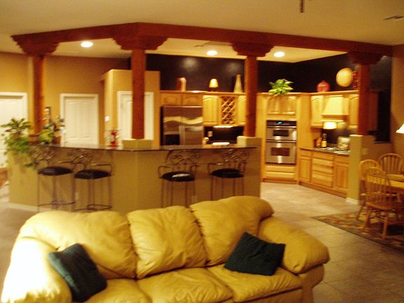 2nd image of 848 E Florida Saddle Dr