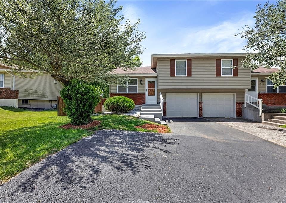 1st image of 921 N Jan Mar Dr