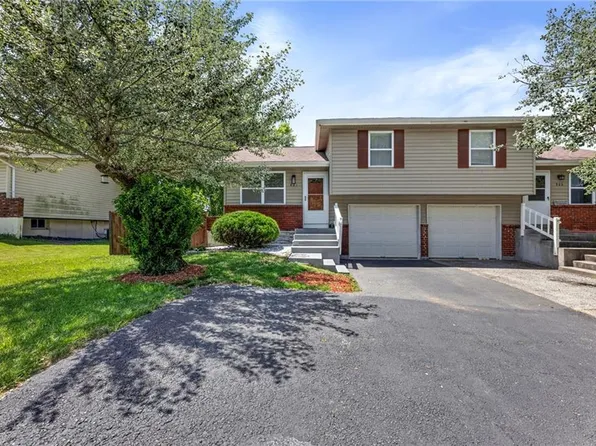 921 N Jan Mar Dr, Olathe, KS 66061