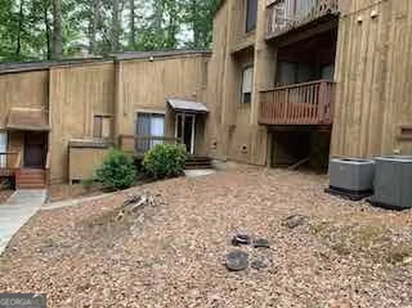 3105 Fairington Dr, Lithonia, GA 30038