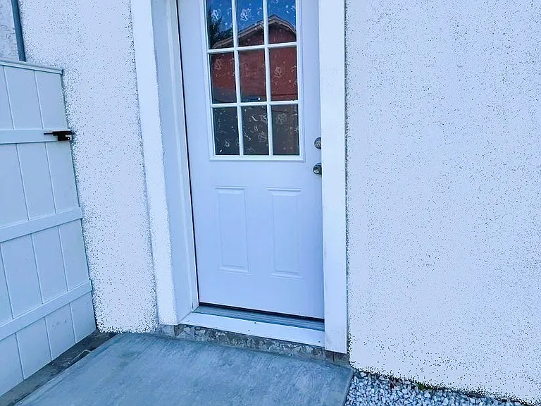 EXTERIOR DOOR, PRIVATE ENTRANCE WITH LAKE VIEW