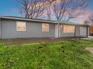 725-1 Fox River Rd, Valparaiso, IN 46385