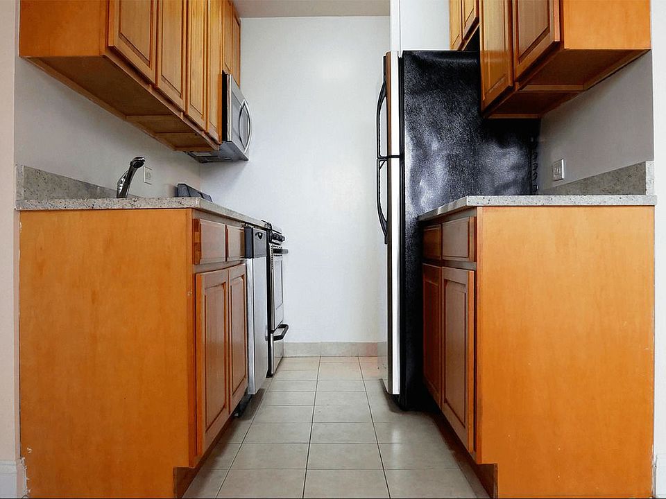 1st image of 341 10th St APT 8M
