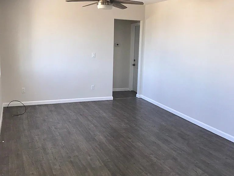 6658 Appert Ct — Photo 4