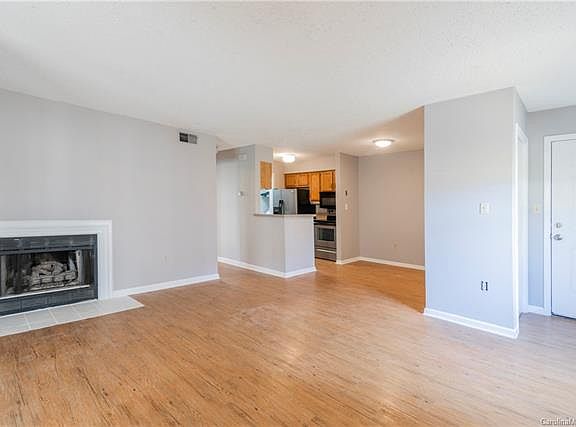 4th image of 8117 Tremaine Ct APT E