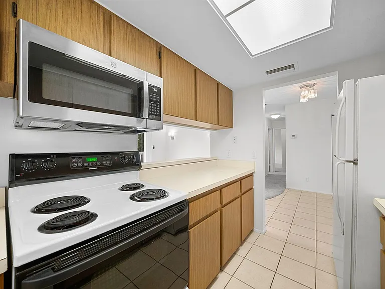 3401 New South Province Blvd #4 — Photo 10