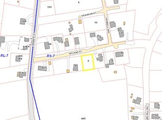 8 Nyland St, Worcester, MA 01607