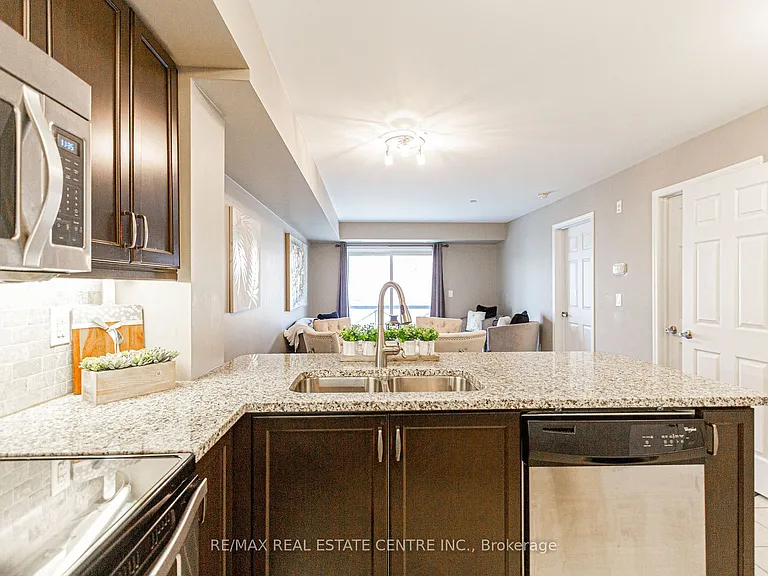 1045 Nadalin Hts #211 — Photo 12