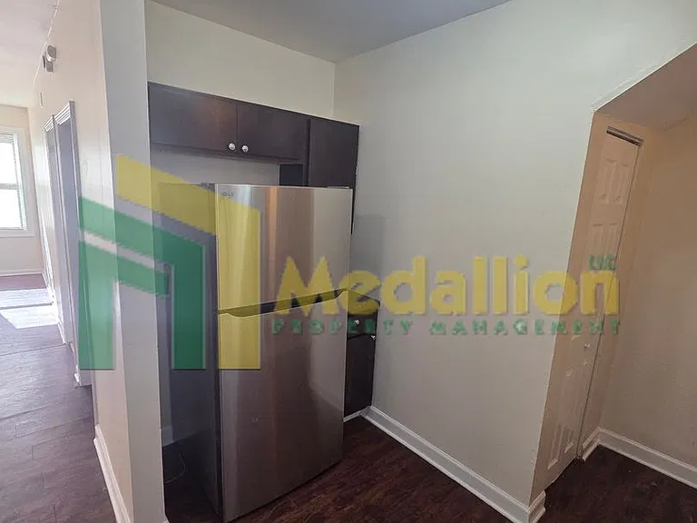 8725 S Constance Ave — Photo 5