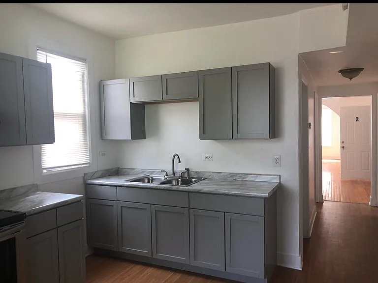 1653 S Springfield Ave #2 — Photo 3