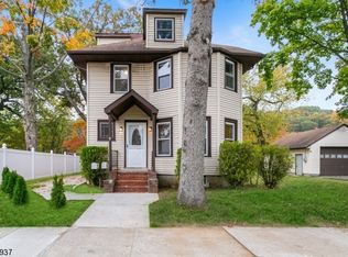 30 Bergen Blvd APT 1, Little Falls, NJ