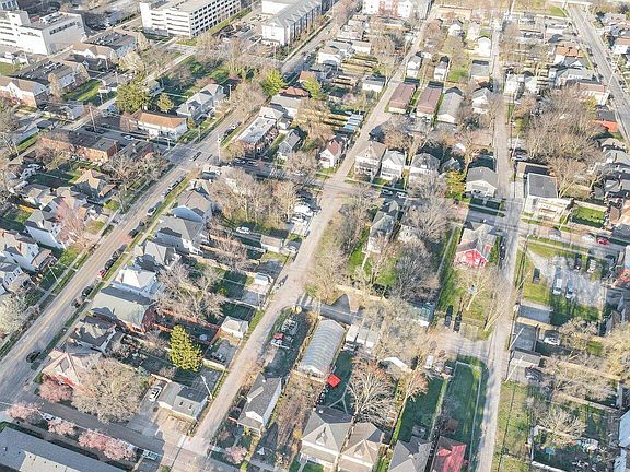 3rd image of 271-273 Martin Ave