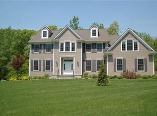 7 Amato Dr E, Cortlandt Manor, NY 10567