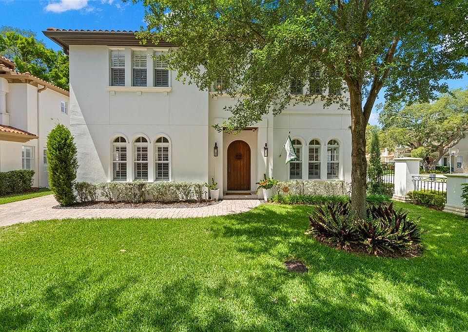 1st image of 4001 CALLE DELFIN COURT