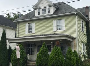 46 John St, Kingston, PA 18704
