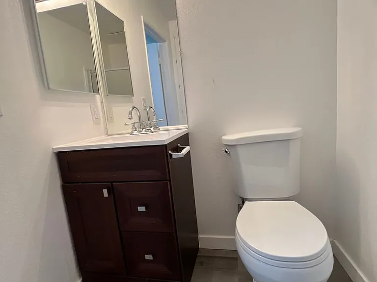 1769 Daly-Grand Apartments — Photo 16