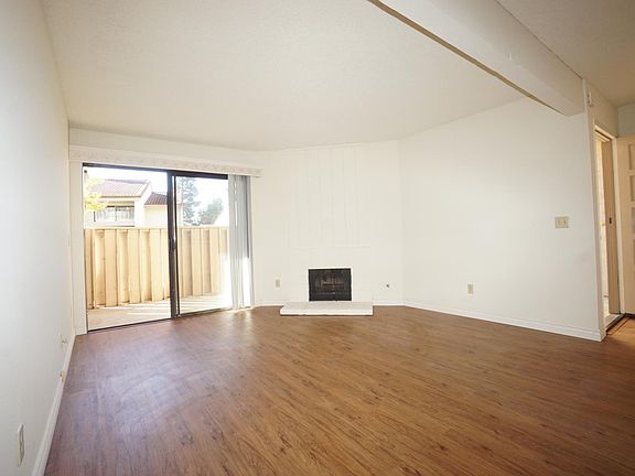 2nd image of 6879 Caminito Montanoso Unit 17