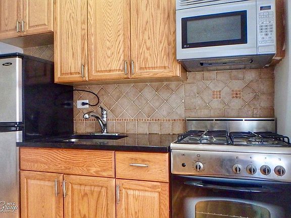 2nd image of 5610 Netherland Ave APT 4F