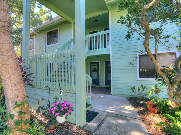 5760 Marina Dr APT 4, Sebastian, FL 32958
