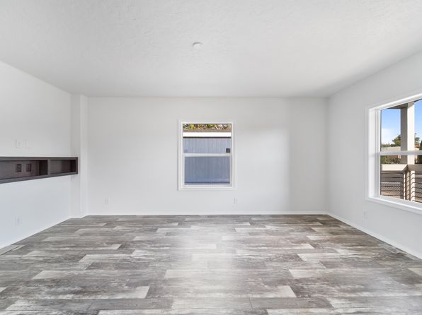 20 NE 11th Ave, Milton Freewater, OR 97862