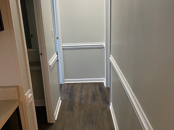 4th image of 690 Old Moore Rd