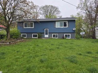 1404 Burch St, Mount Pleasant, MI 48858