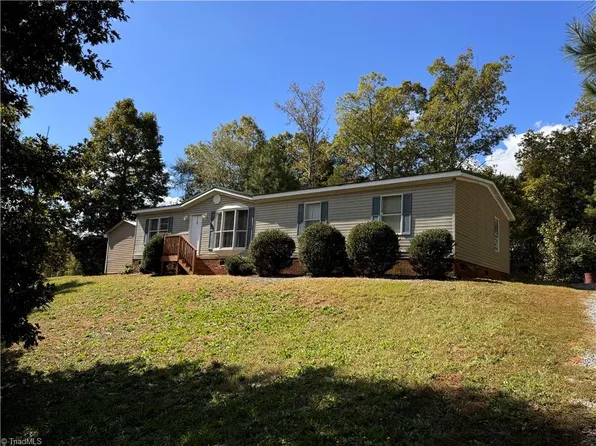 175 Wendi Dr, Linwood, NC 27299