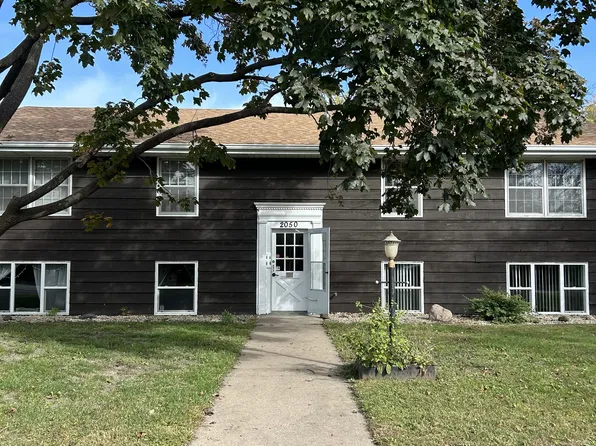 2050 Pike Lake Dr #2, Saint Paul, MN 55112