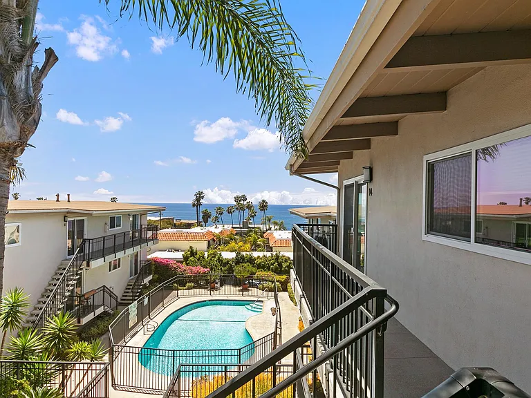 460 Camino Del Mar #DEL-13 — Photo 3