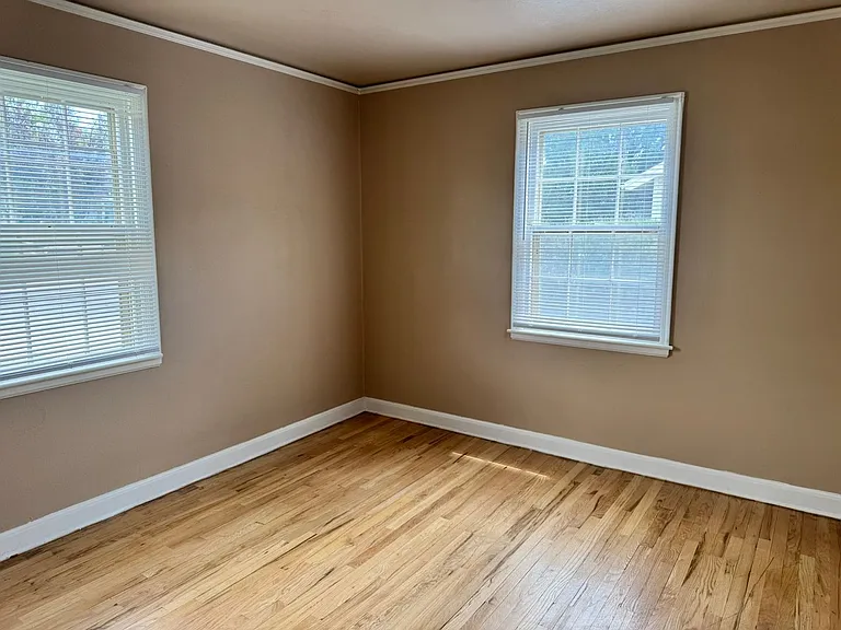 3321 Central Ave — Photo 15
