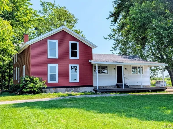 30252 Burnt Rock Rd, Cape Vincent, NY 13618