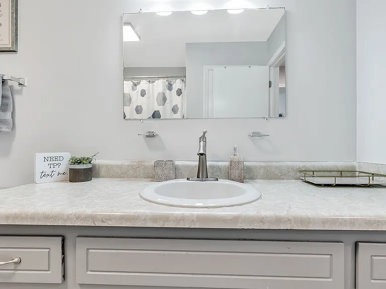 611 Doane Dr #A — Photo 24