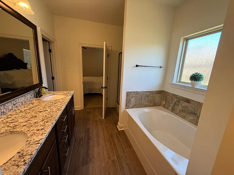 103 Mesquite St — Photo 19