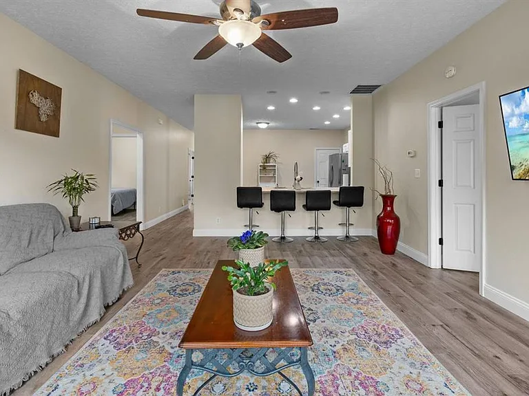 2293 Fleming Dr — Photo 6