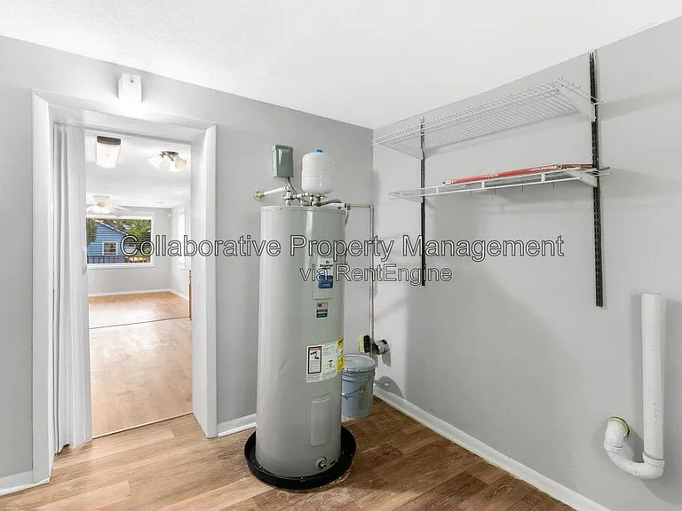 2025 Eppinger St — Photo 11